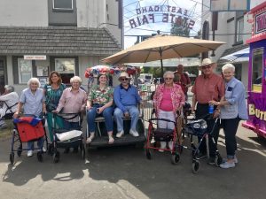 Happy Residents at Fairwinds - Sand Creek