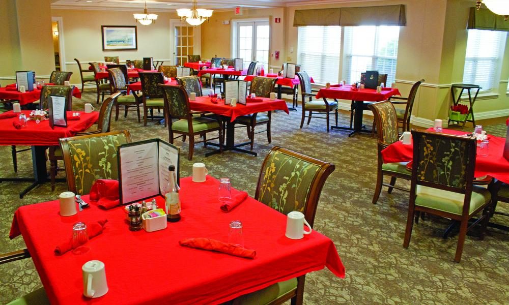 Dining Room at The Linden at Woodbridge