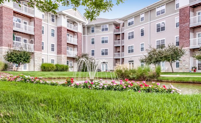 Exterior View - Fairwinds - River's Edge Senior Apartments