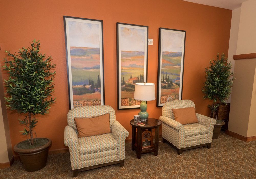 Lobby - Assisted Living - Heritage Estates Retirement Community