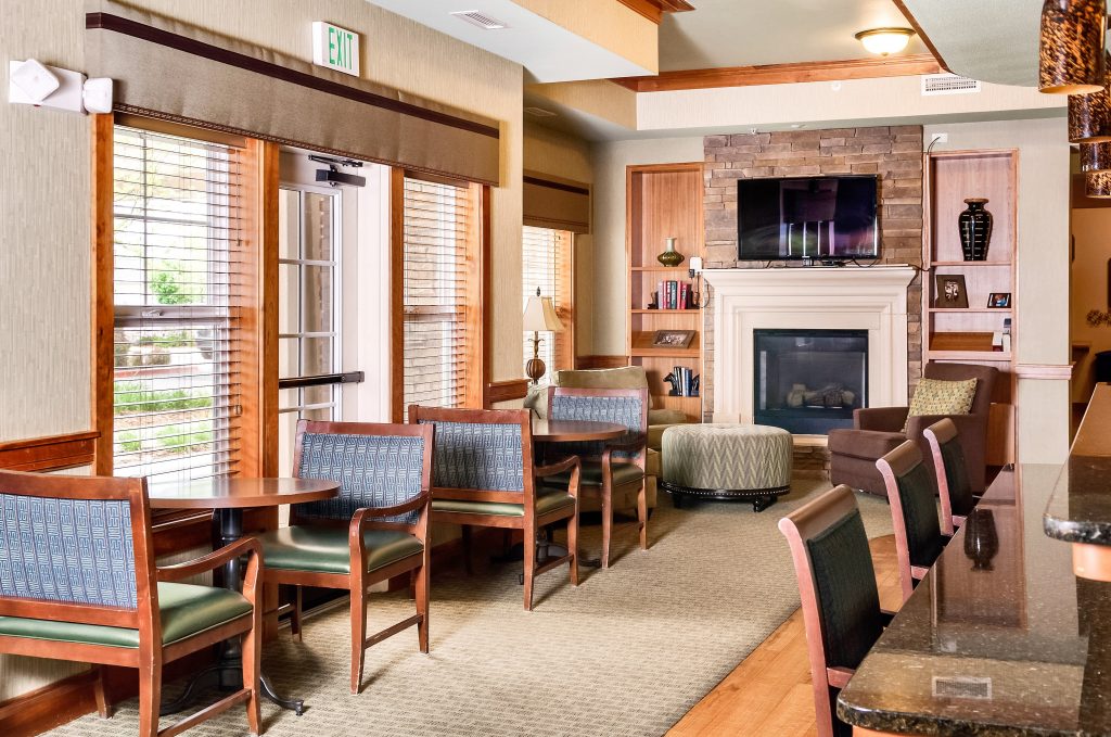 Senior Living Fort Collins CO | MacKenzie Place | Leisure Care