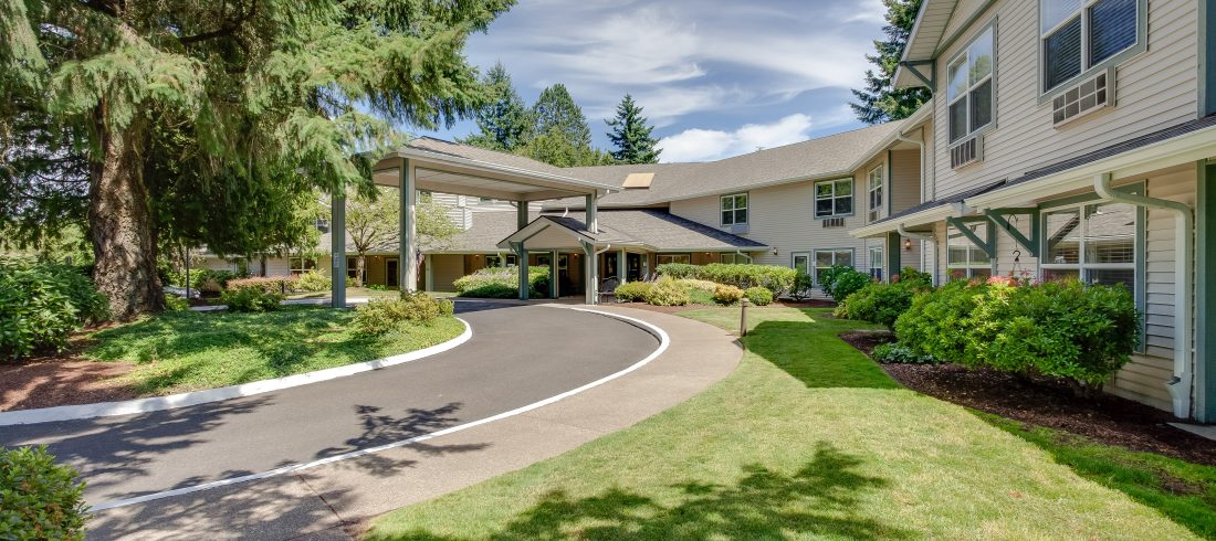 Exterior View - Markham House Senior Living