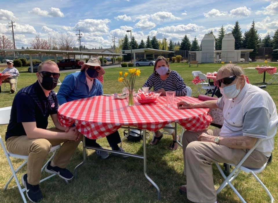 Fairwinds Spokane Outdoor Picnic