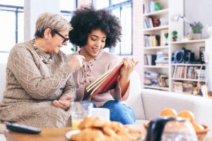 Reading to someone with memory loss